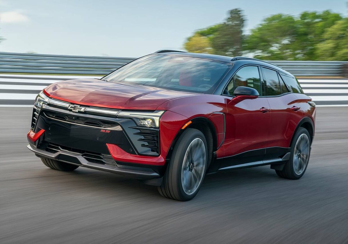 2026_chevrolet_blazer-ev_4dr-suv_ss_fq_oem_10_1280x855